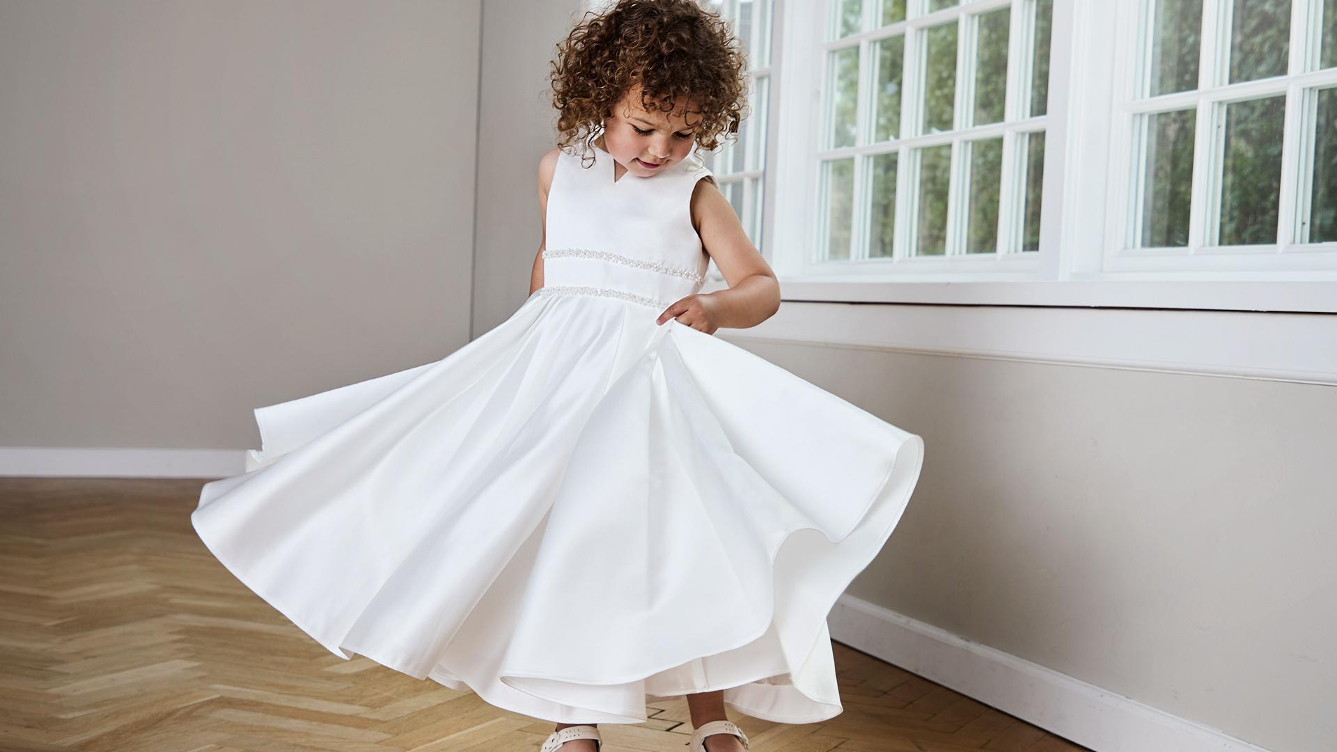 Niedliche kinderkleider von LILLY Brautkleider