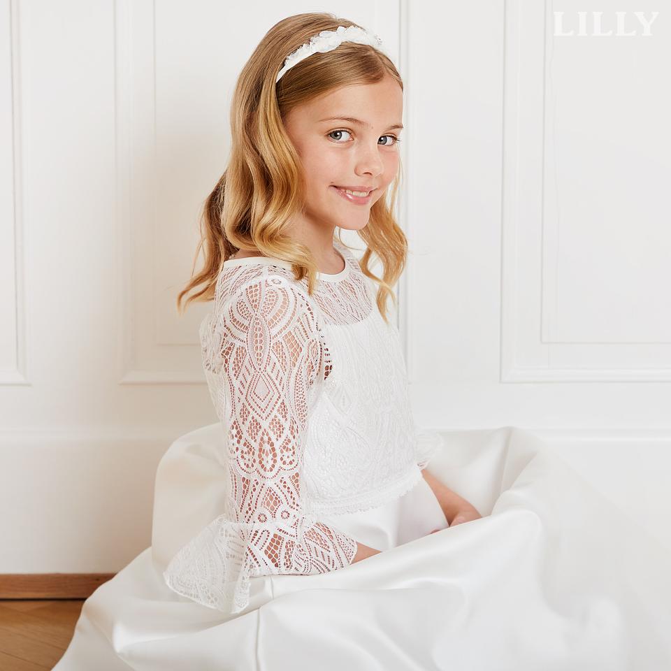 Kommunionkleid mit moderner Spitze