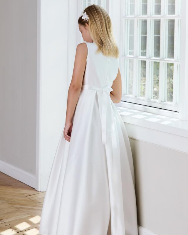 Lilly Kommunionkleid mit bindegürtel